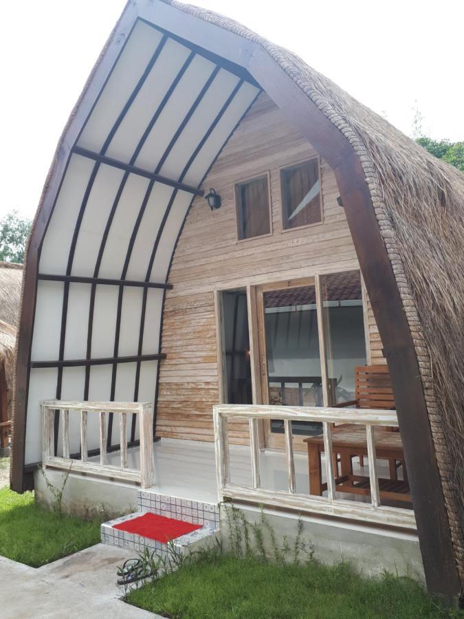 Coco Bale Hotel Gili Meno Exterior photo